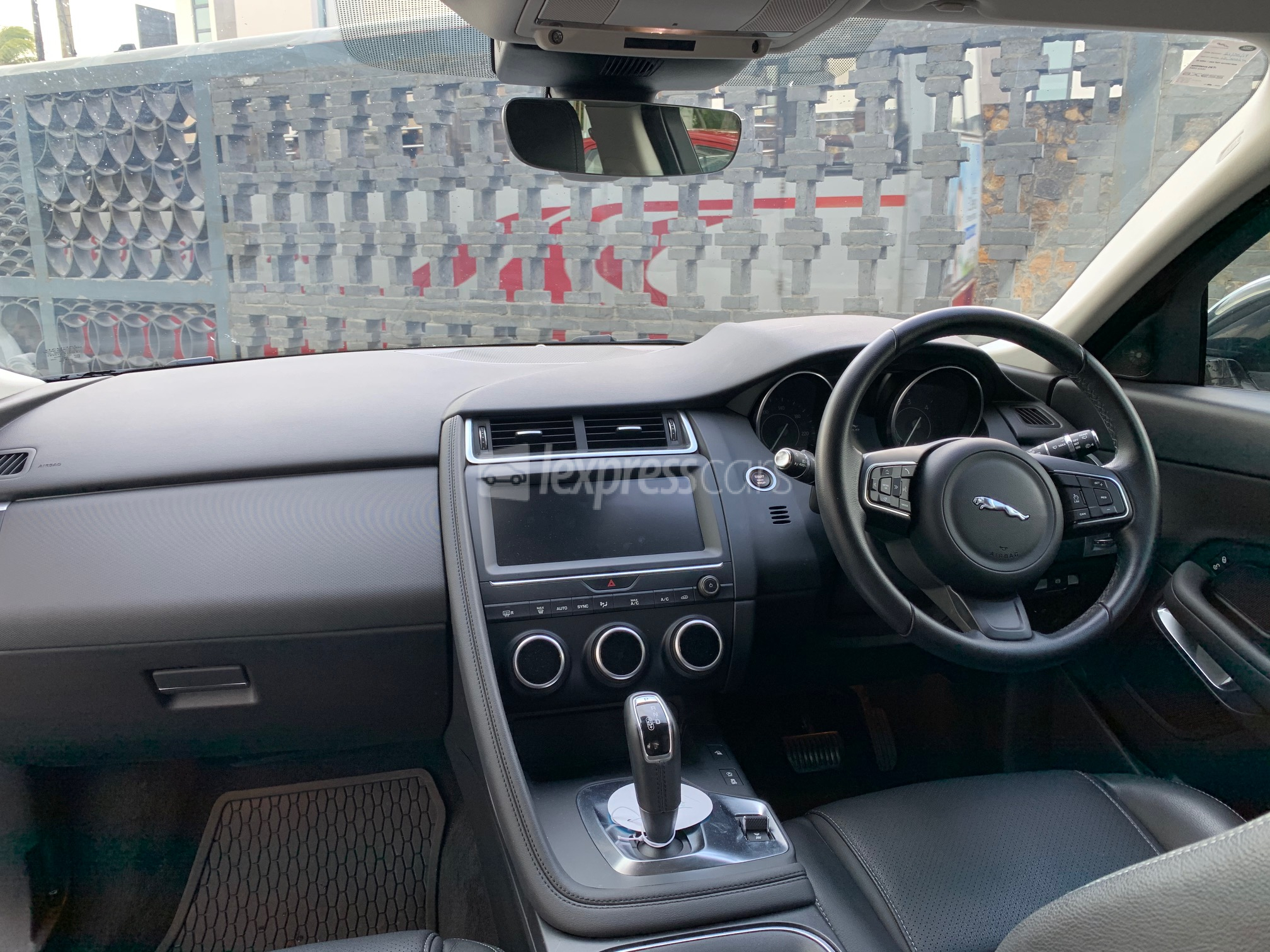 SecondHand Jaguar EPace 2019 lexpresscars.mu
