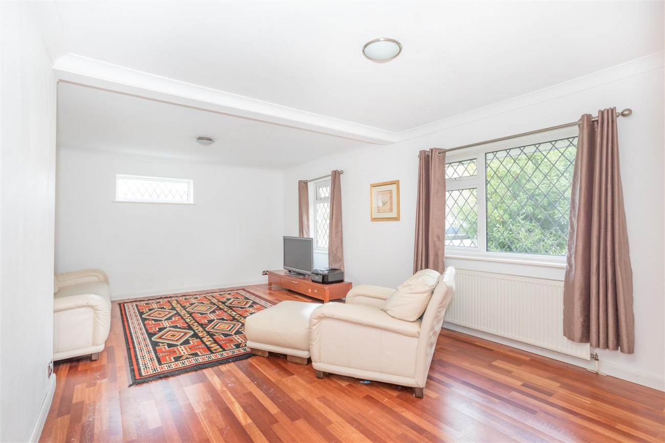 Hangleton Valley Drive, Hove, 4 bedroom, House