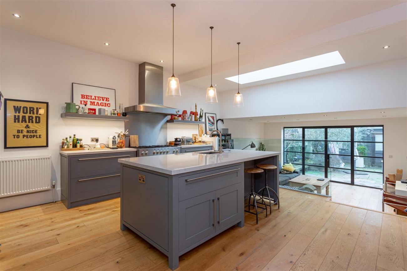 Lawrence Road, Hove, 5 bedroom, House SemiDetached