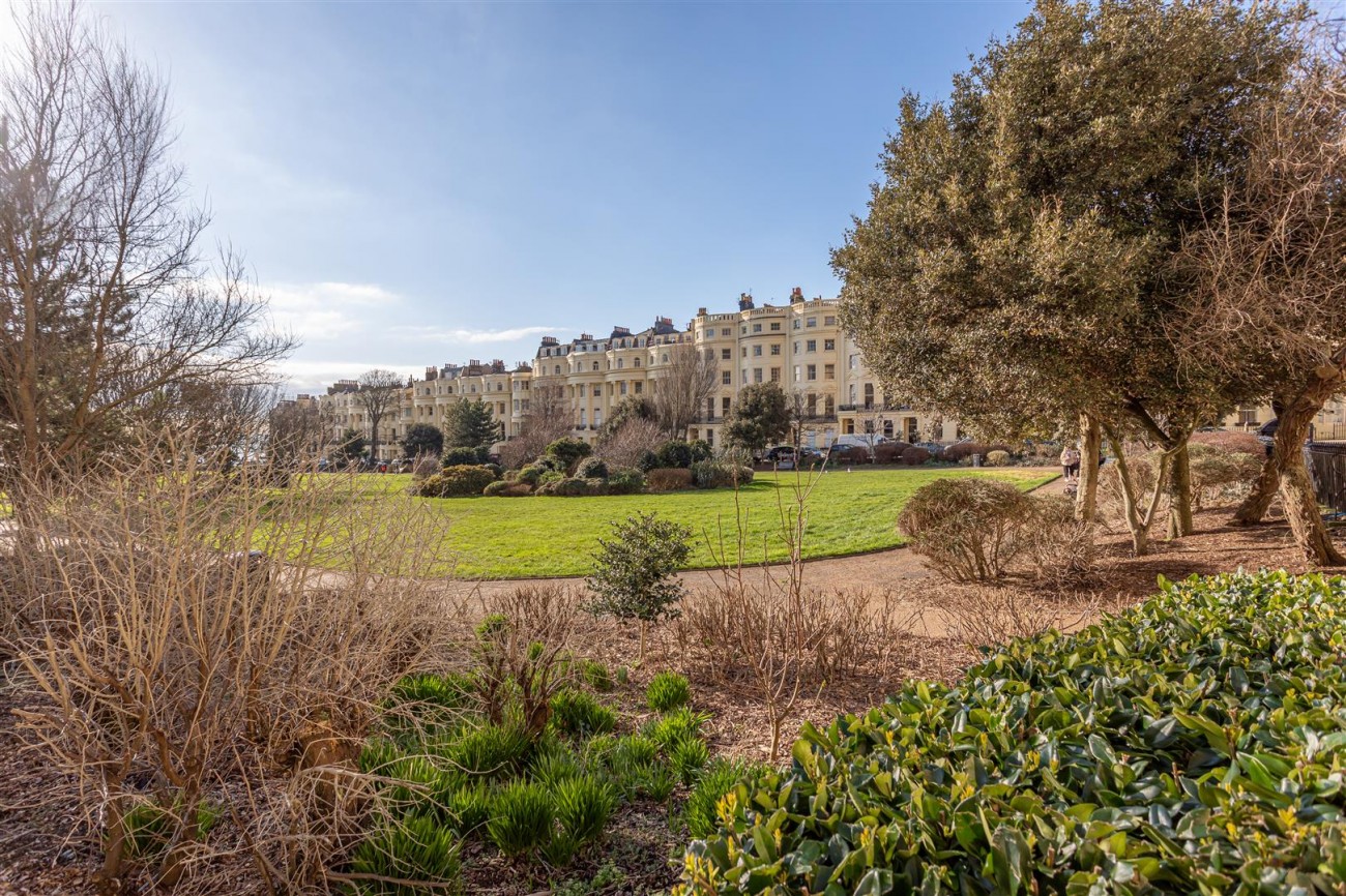 Brunswick Square, Hove, 3 bedroom, Apartment