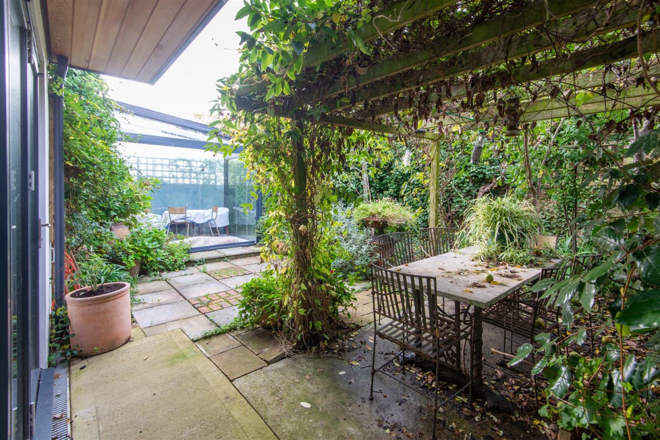Langdale Gardens, Hove, 4 bedroom, House