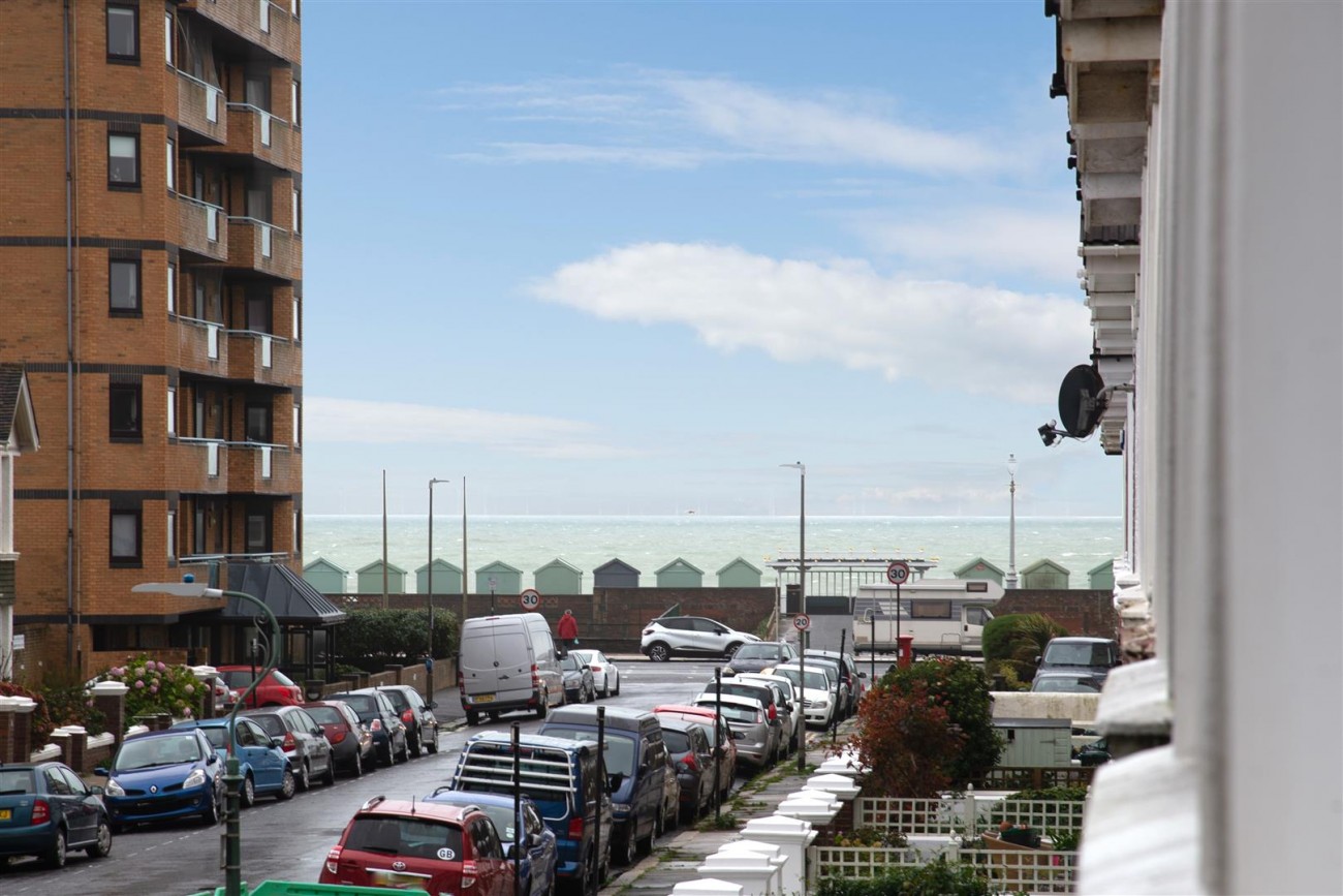 Langdale Gardens, Hove, 4 bedroom, House