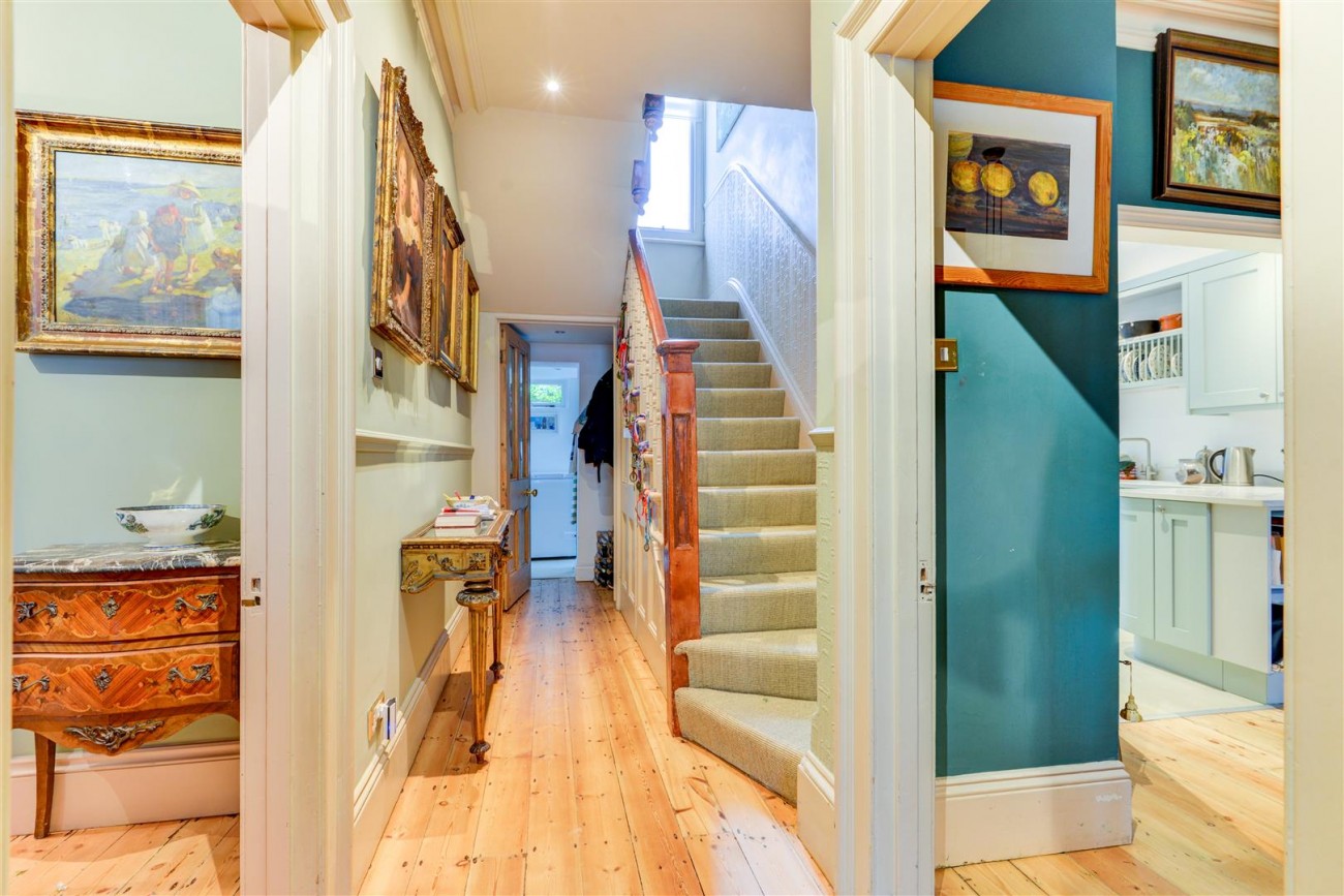 Langdale Gardens, Hove, 4 bedroom, House