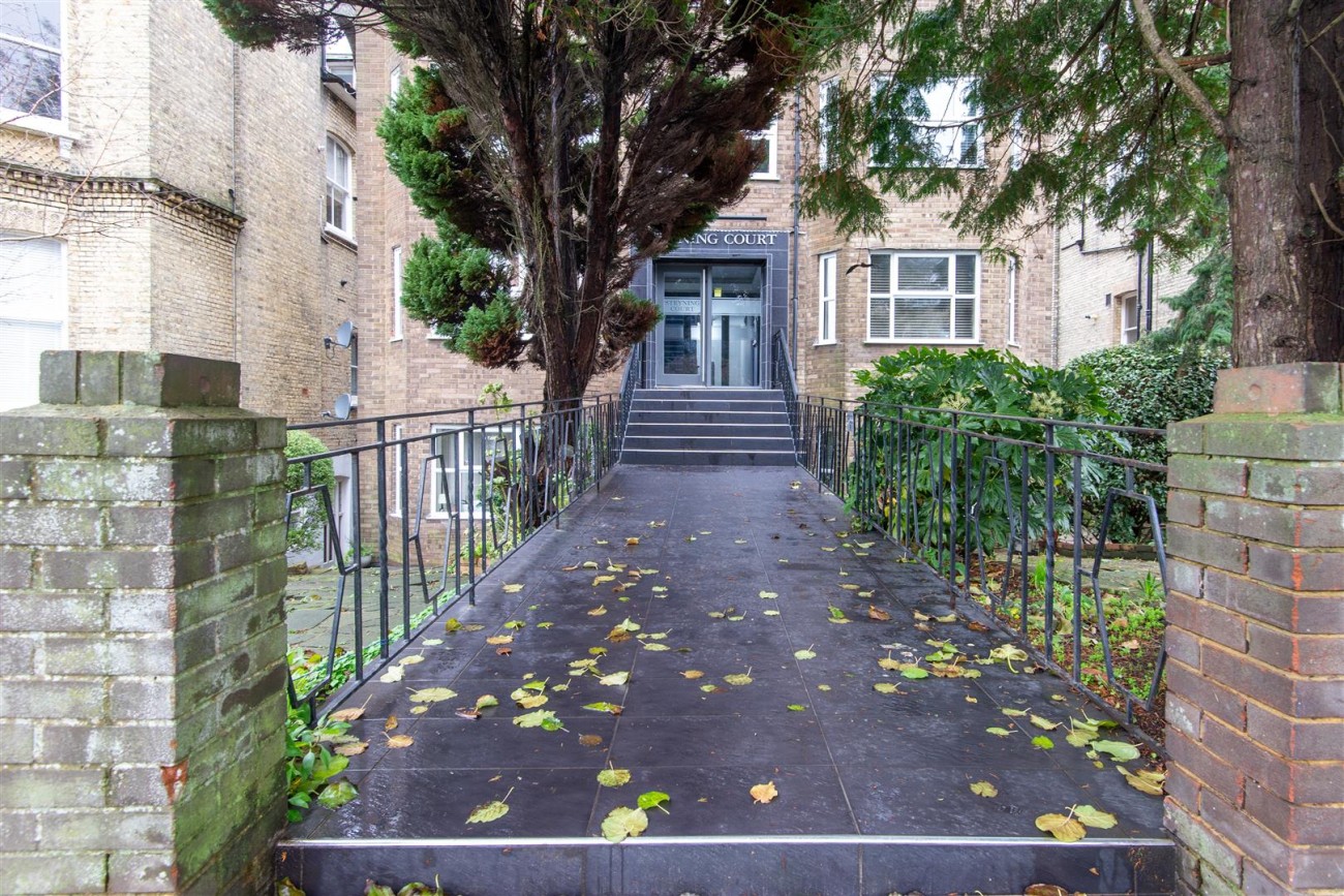 Eaton Gardens, Hove, 1 bedroom, Apartment