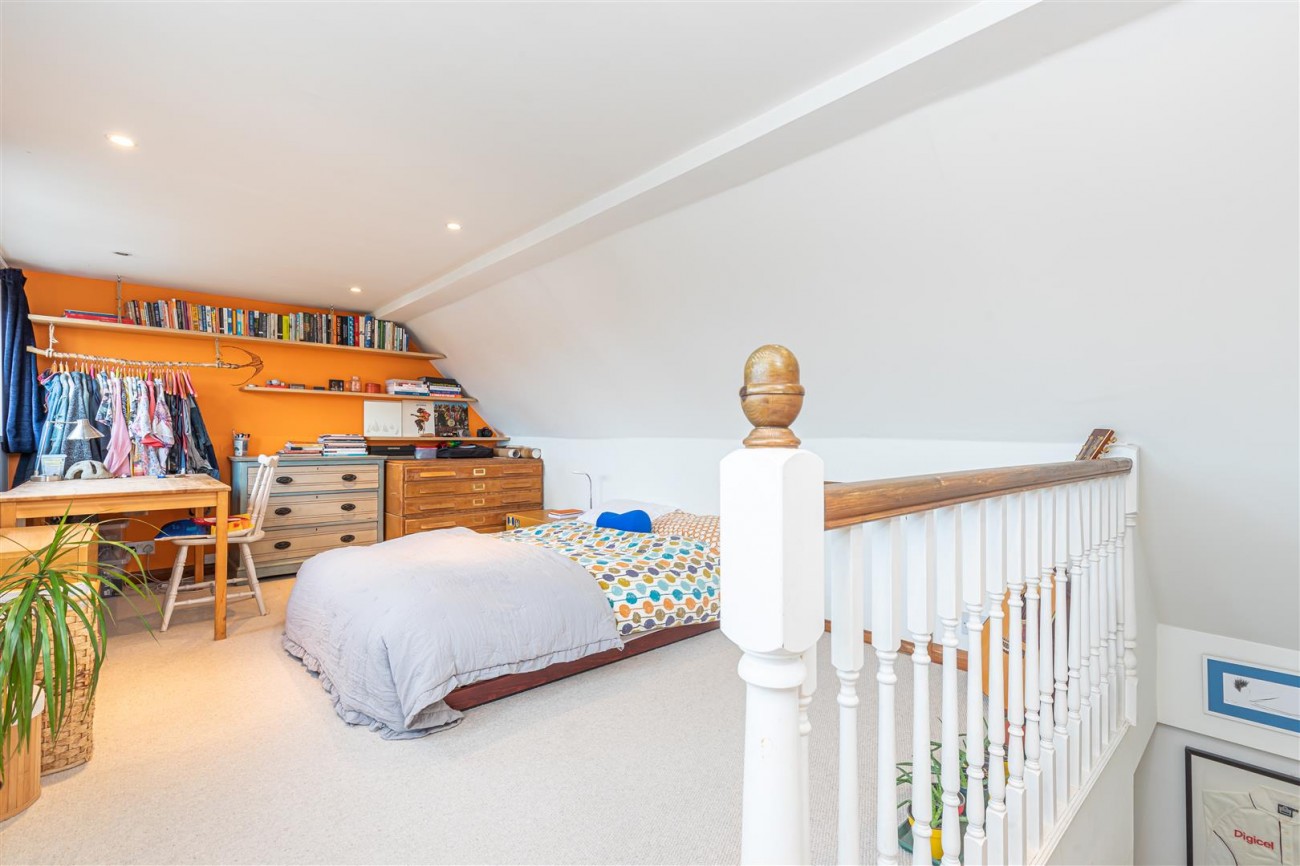Derek Avenue, Hove, 4 bedroom, House