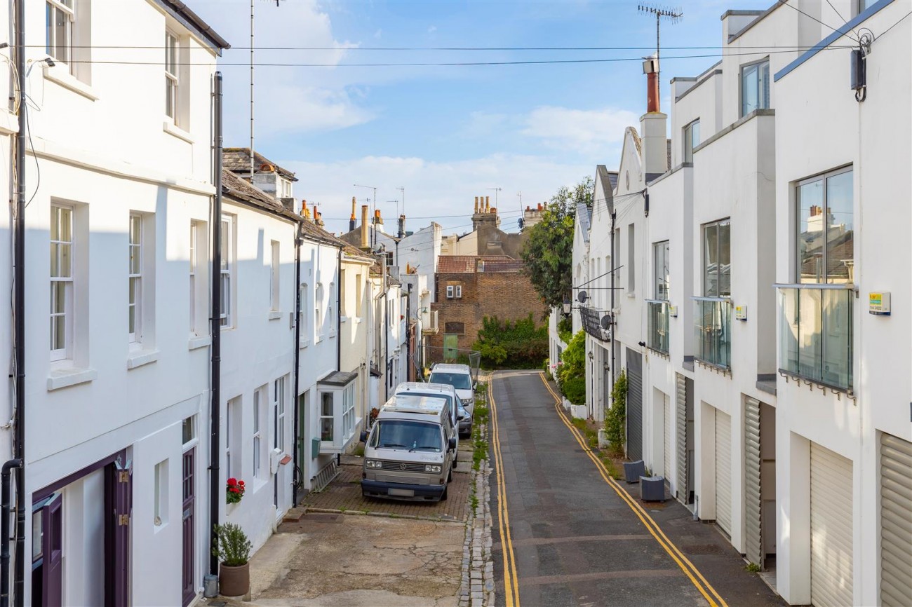 Holland Mews, Hove, 3 bedroom, House
