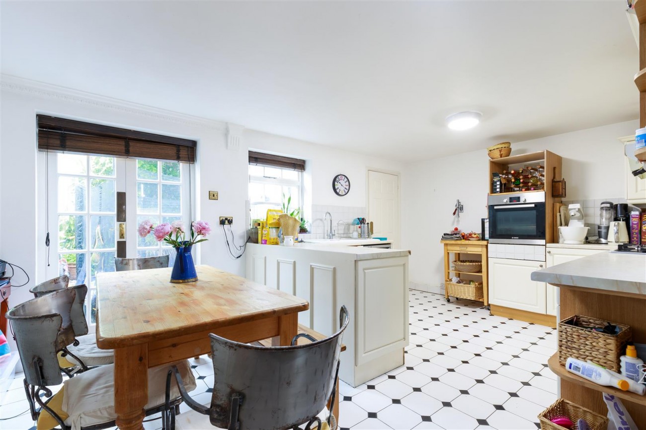 Holland Mews, Hove, 3 bedroom, House