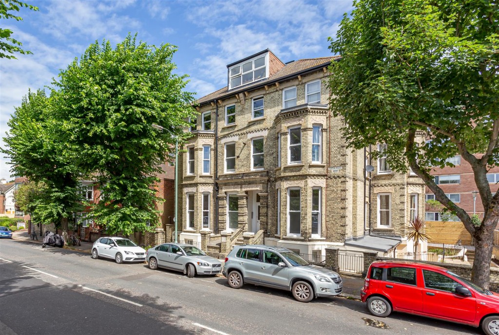 Eaton Road, Hove, 2 bedroom, Apartment