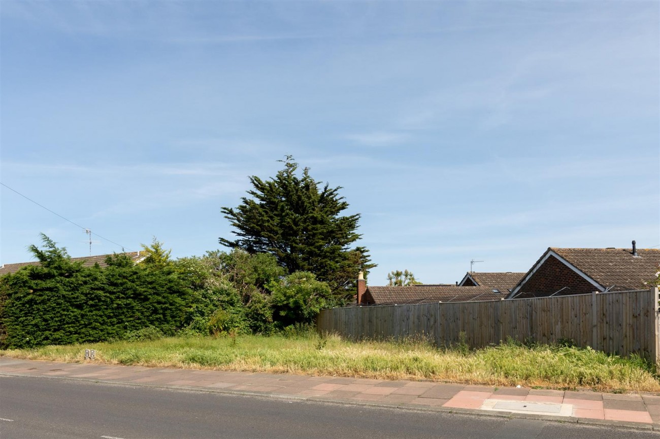 New Road, Worthing, Land
