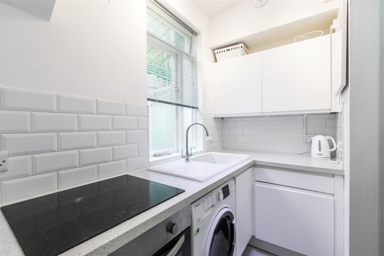 First Avenue, Hove, Studio