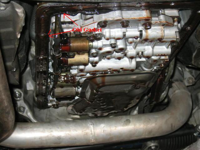 How to Replace or Fix a Transmission Oil Pan or Gasket Leak – Lextreme