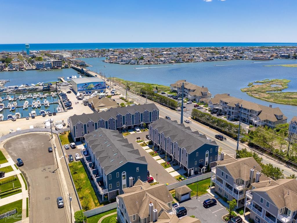 1116 Stone Harbor Blvd Unit 106 Stone Harbor, NJ Long & Foster Vacation Rentals