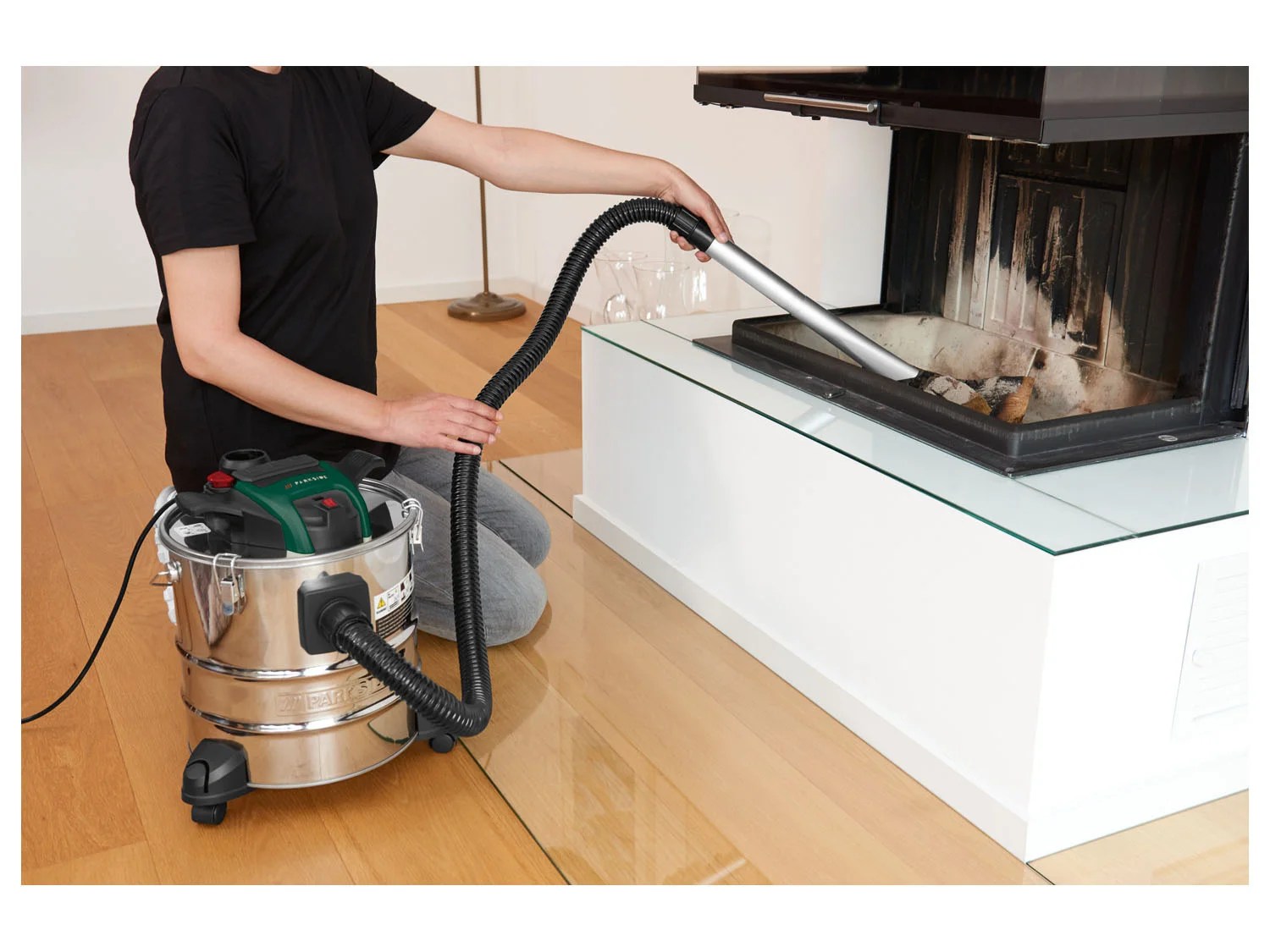 Aspirateur à cendres » PAS 1200 « PARKSIDE® | Lidl.be