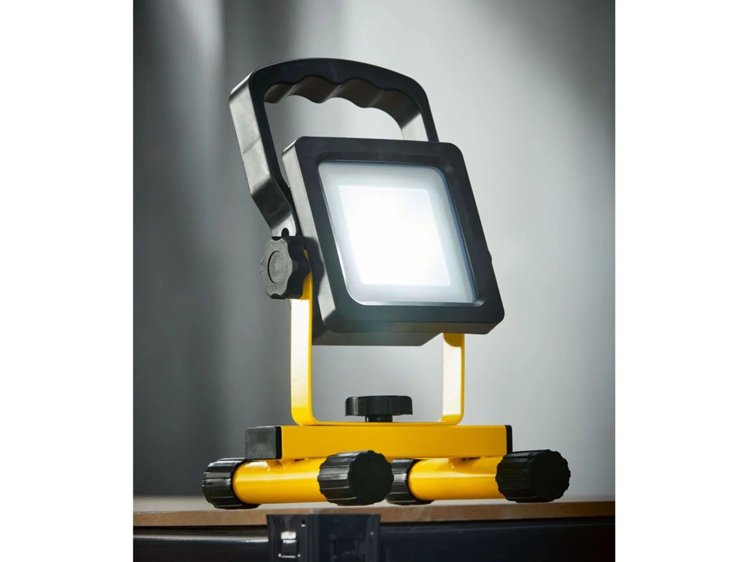 PARKSIDE Strahler Akku 10 Watt / 600 lm | LIDL