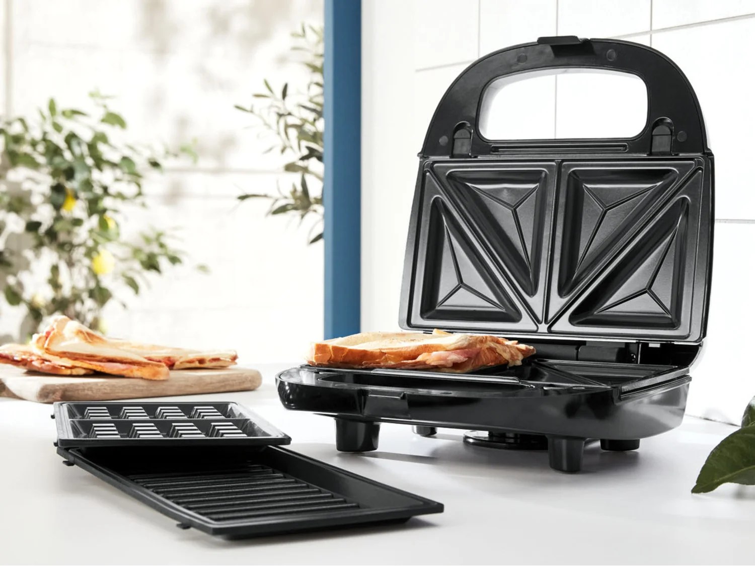 SILVERCREST Sandwichmaker, mit Wechselplatten LIDL