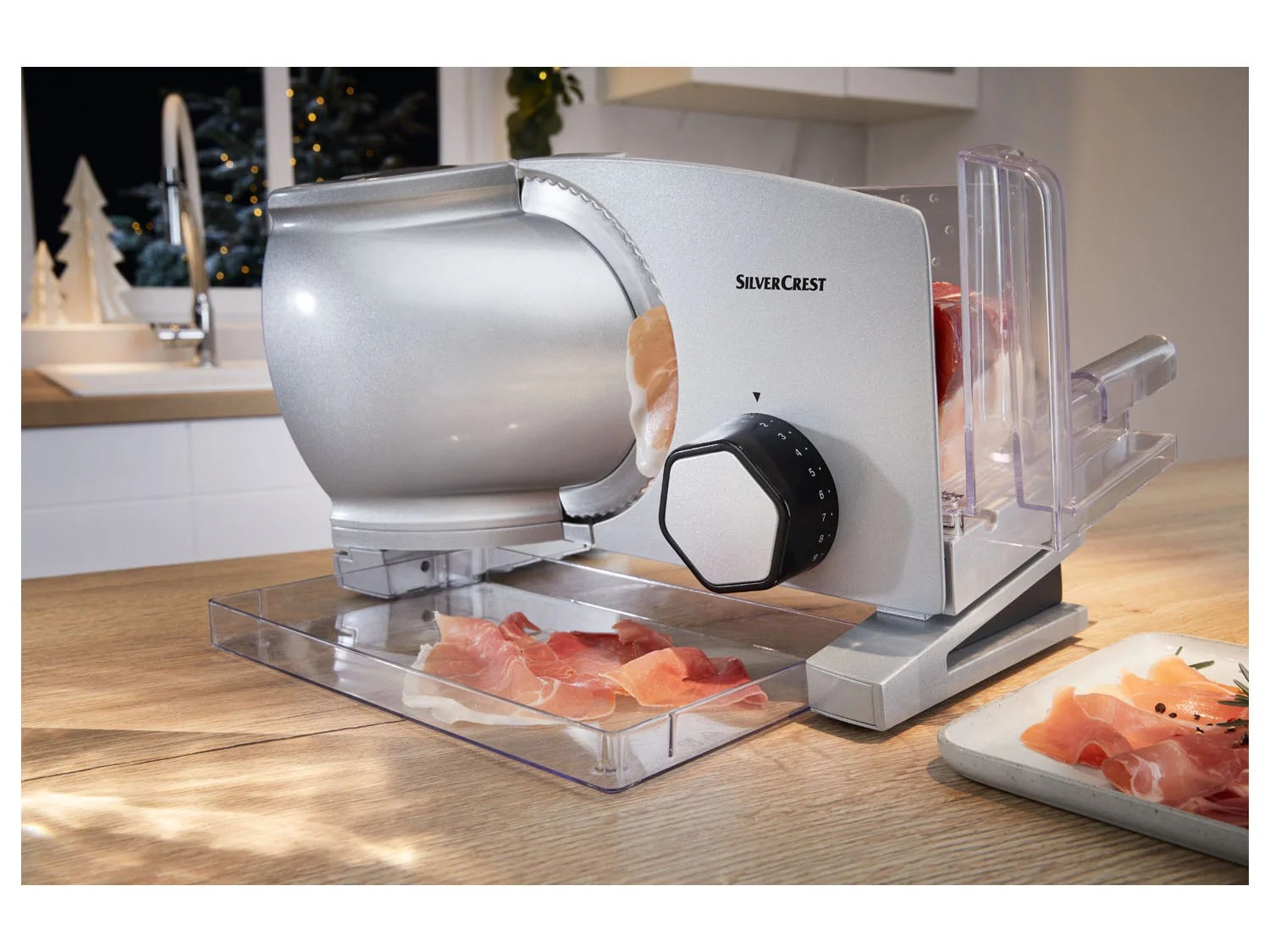 SILVERCREST® Univerzálny elektrický krájač SAS 120 D1/…