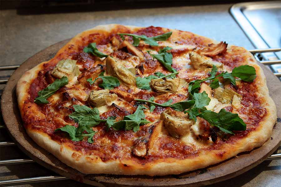 How Many Slices In A Large Pizza?