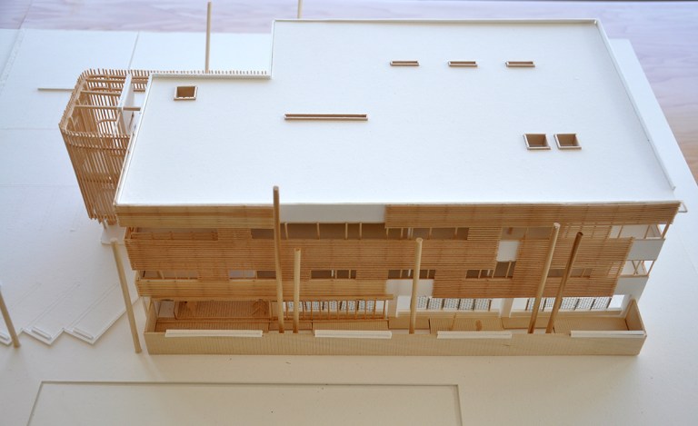 Oak Grove Model 01