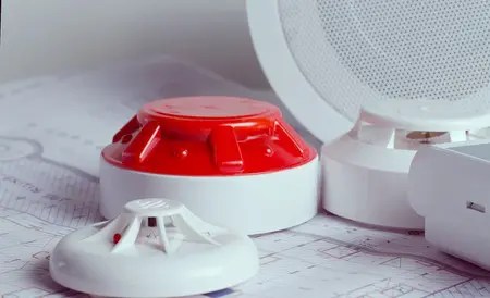 What Are the Advantages of Businesses Having Hardwired Fire Alarms