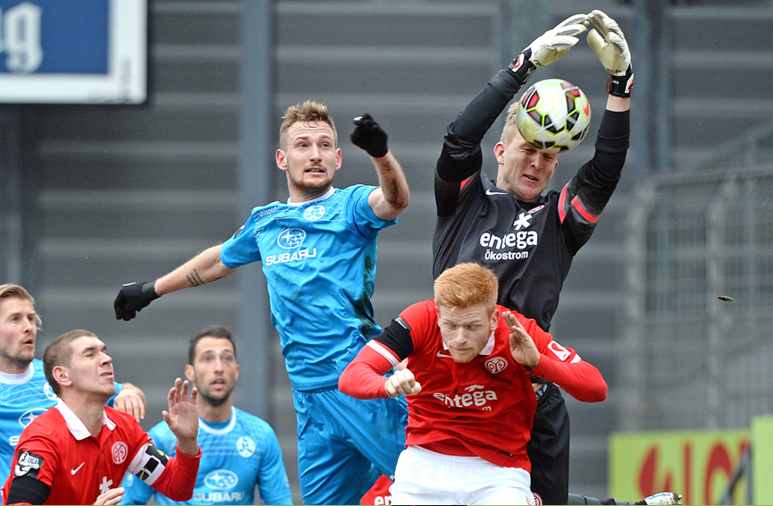 Stuttgarter Kickers Sechs Stürmer für Variabilität
