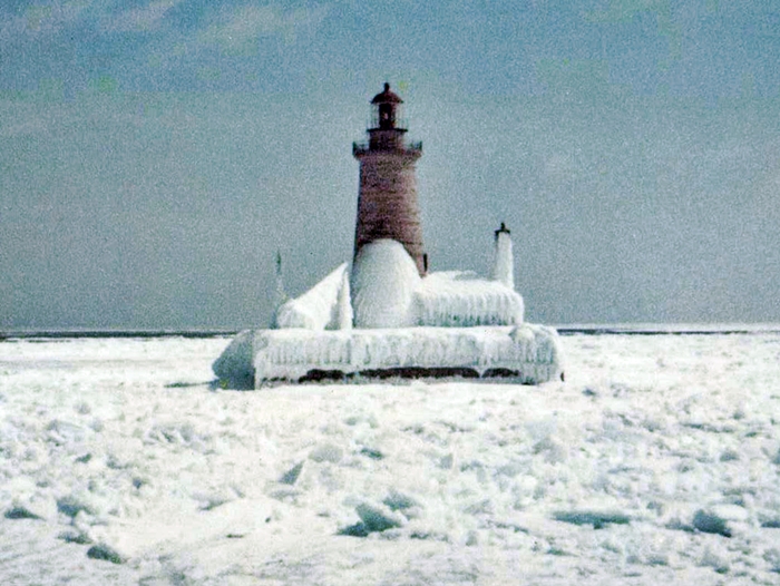 Spectacle Reef Lighthouse, Michigan at