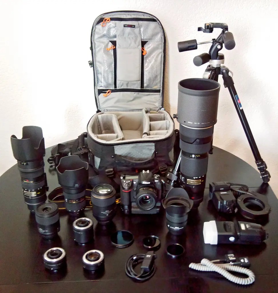 What Gear Do You Really Need for Wedding Photography? Light Stalking