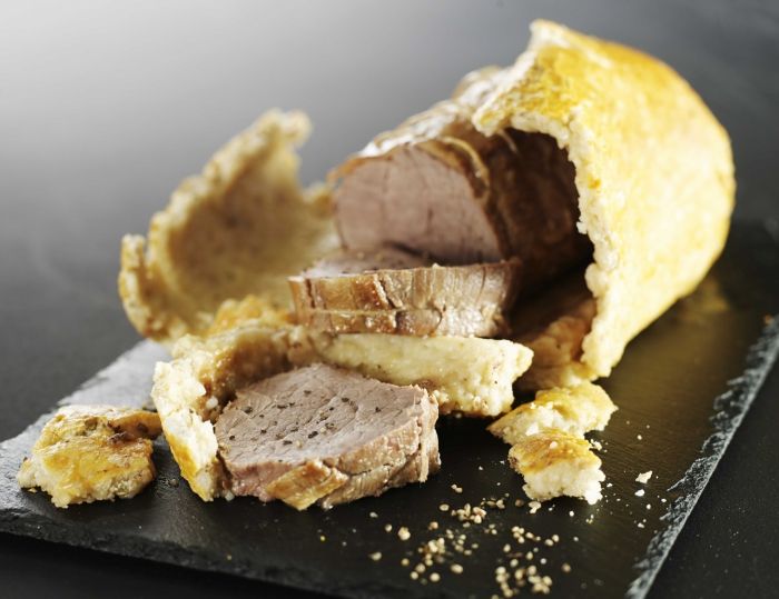 Recette de Rôti de bœuf en croûte de sel aux herbes