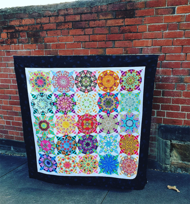 Lilabelle Lane Paddle Wheel EPP Quilt