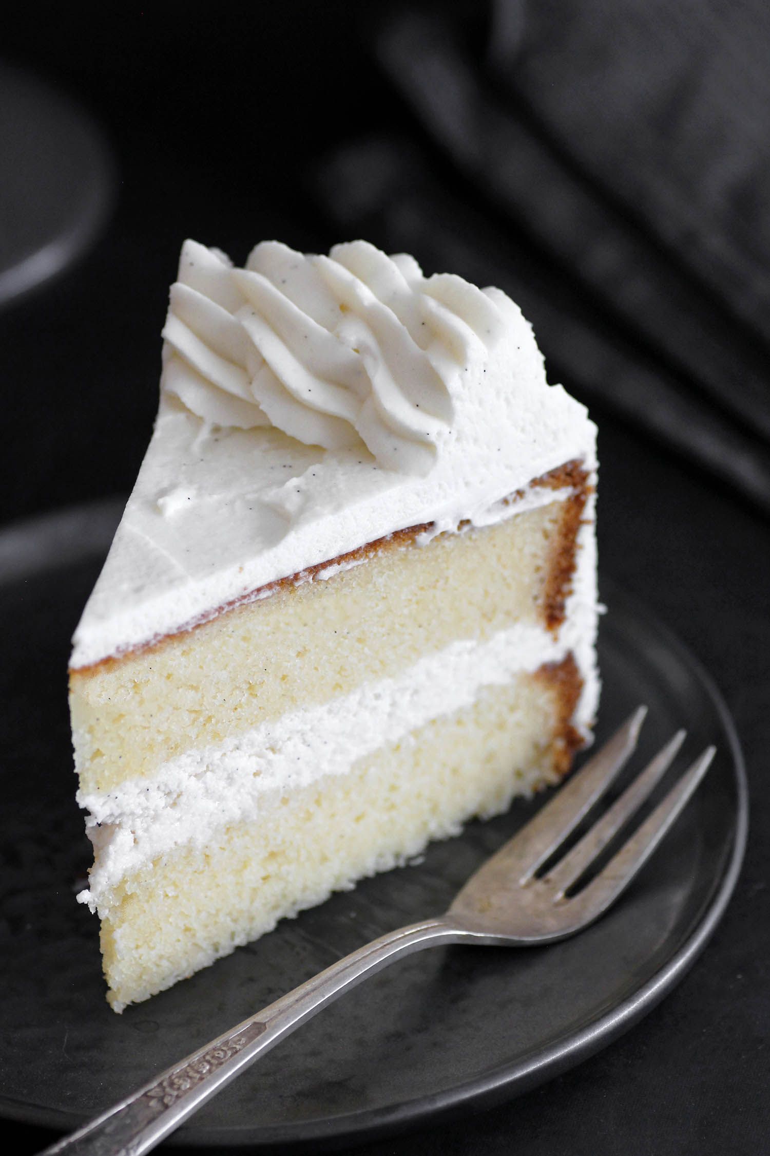 The Most Amazing Classic Vanilla Cake Lil' Cookie