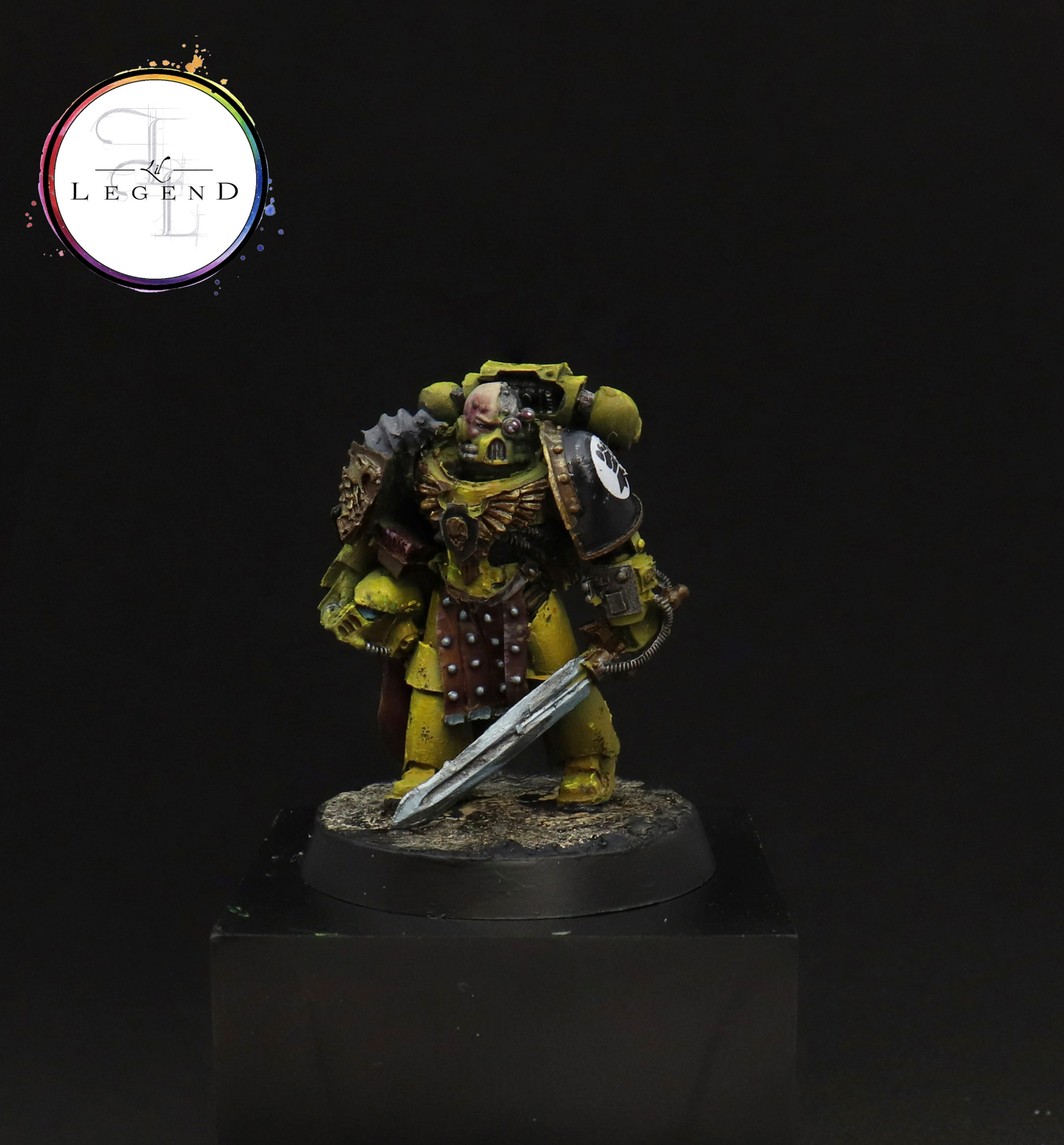 Painting the Legions Imperial Fists. Lil Legend Studio