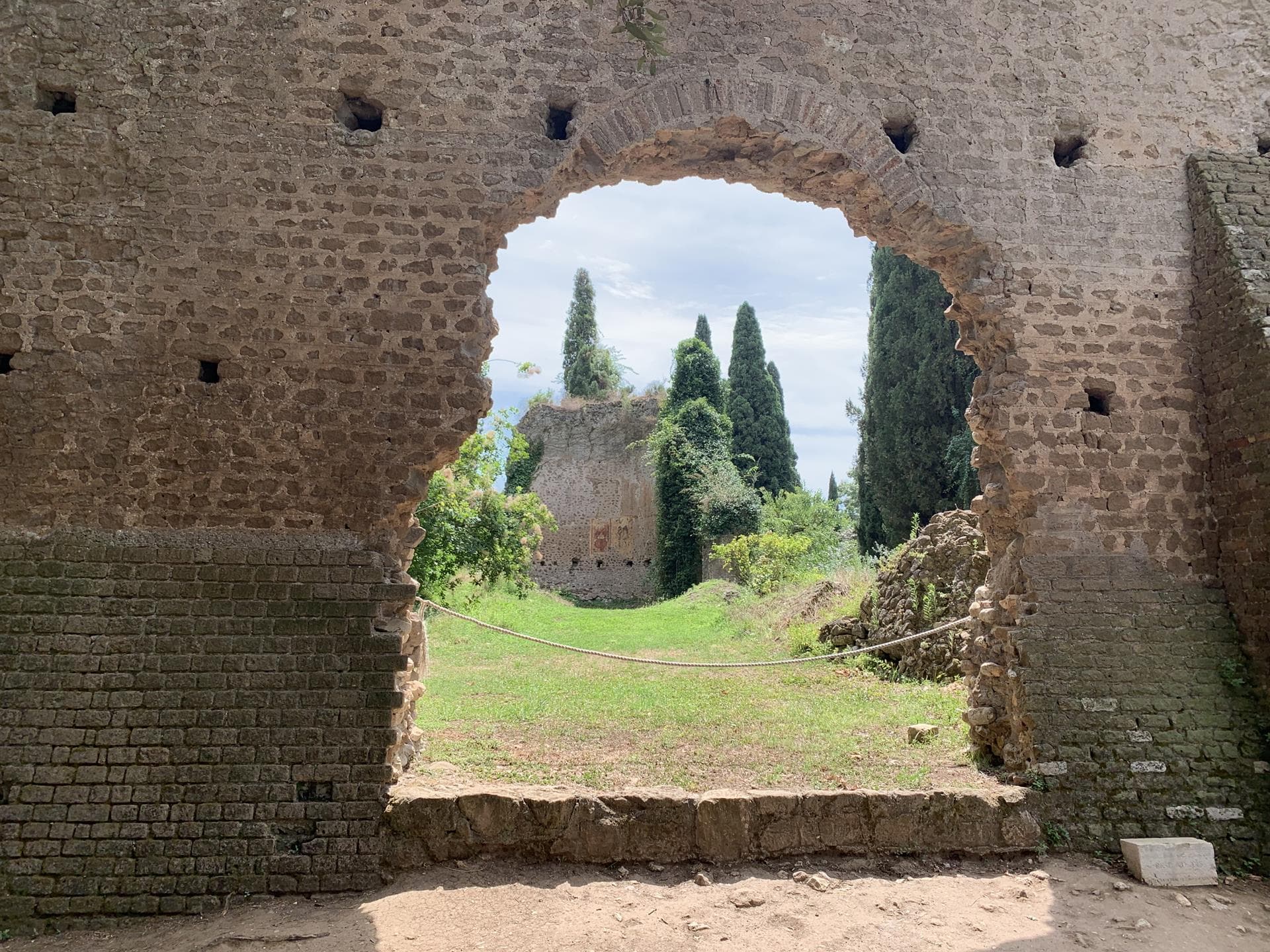 Ninfa garden and Day Tour Limoservices & Travel