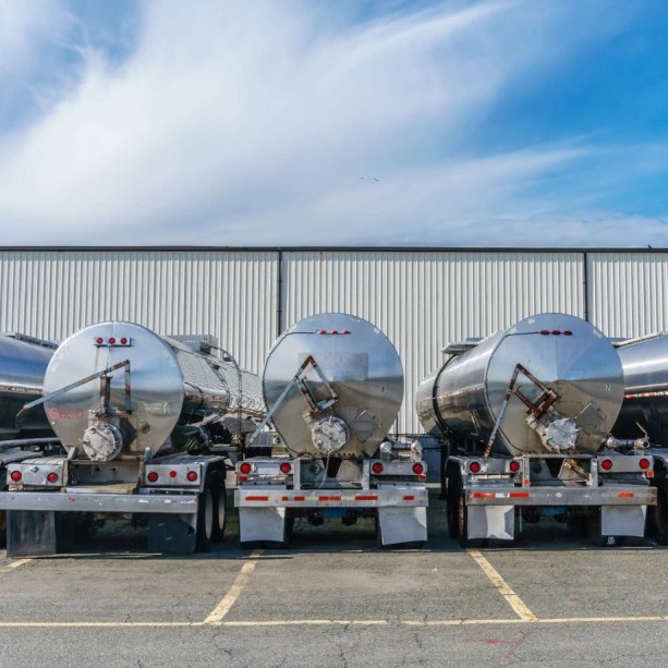 Your Guide to Meeting Tank Trailer Compliance Regulations Blog