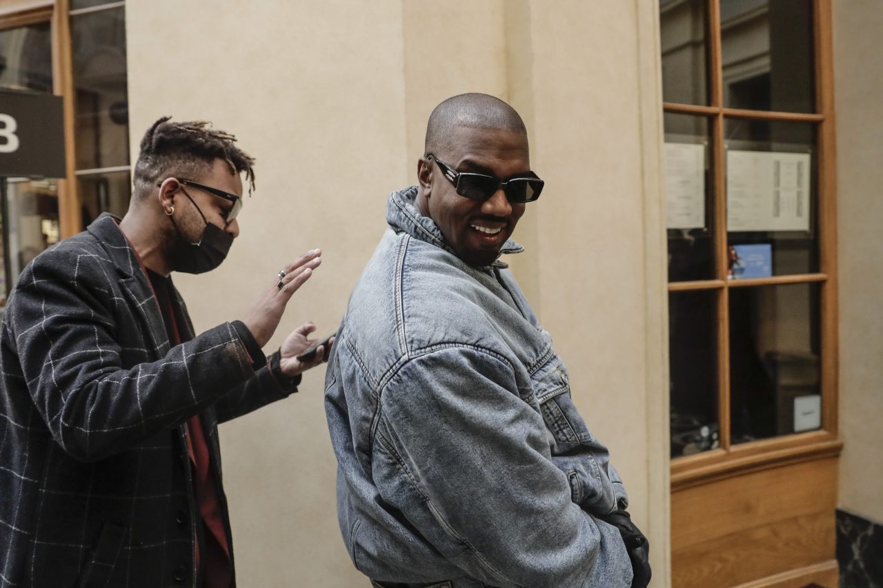 La straziante trilogia sull'ascesa e la caduta del geniale Kanye West -  Linkiesta.it