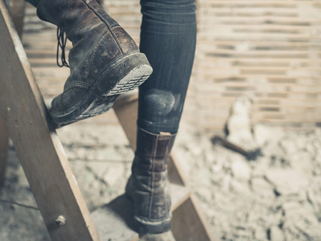 The 15 Best Steel Toe Boots for Women in 2023 Linquip