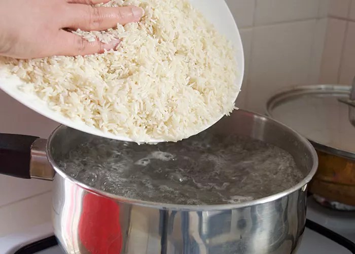 How to cook Tahdeeg with the Perfect Persian Rice