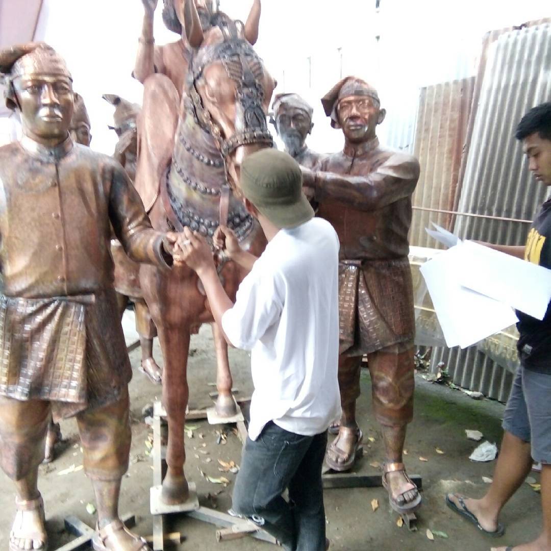 Kerajinan Patung (12) LION ART GALLERY