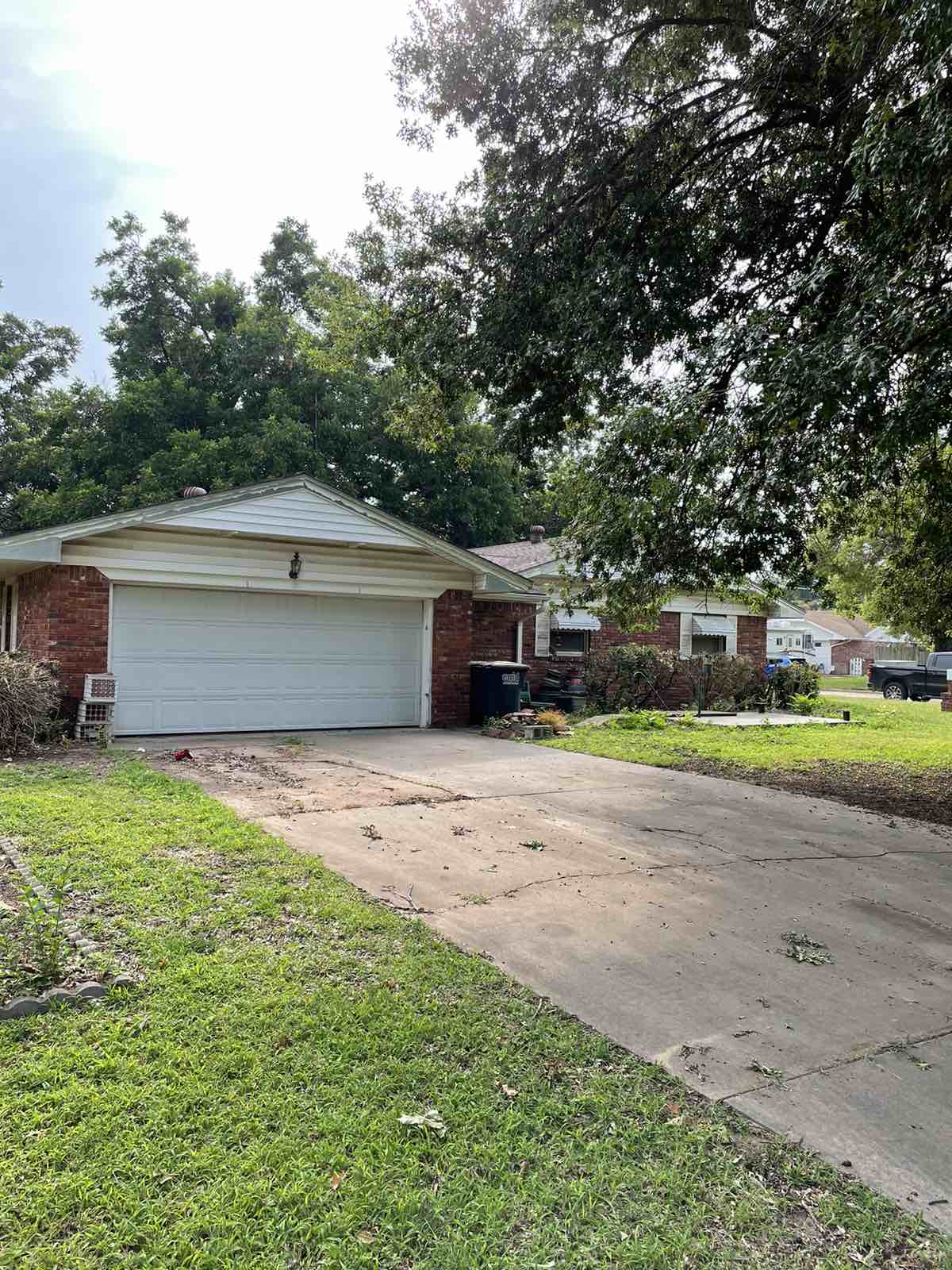 8/26 HOME * ENID, OK. * INDIAN HILLS * INVESTMENT PROPERTY Lippard