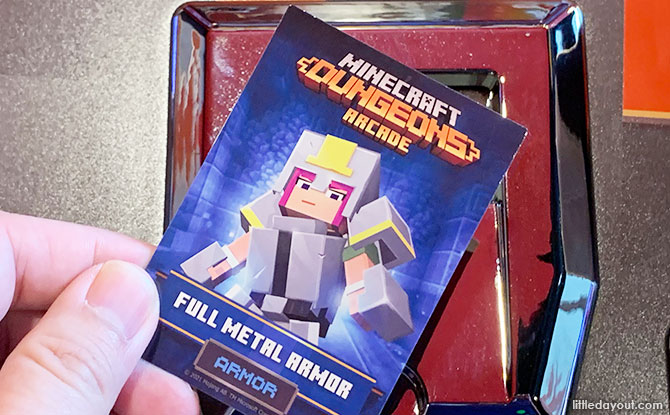 Minecraft Dungeons Arcade Battle Evil Mobs & Pick Up Collectible Cards