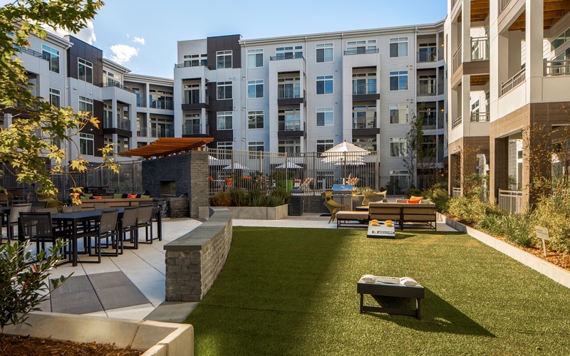Enjoy Spring with These Outdoor Amenities at Aperture