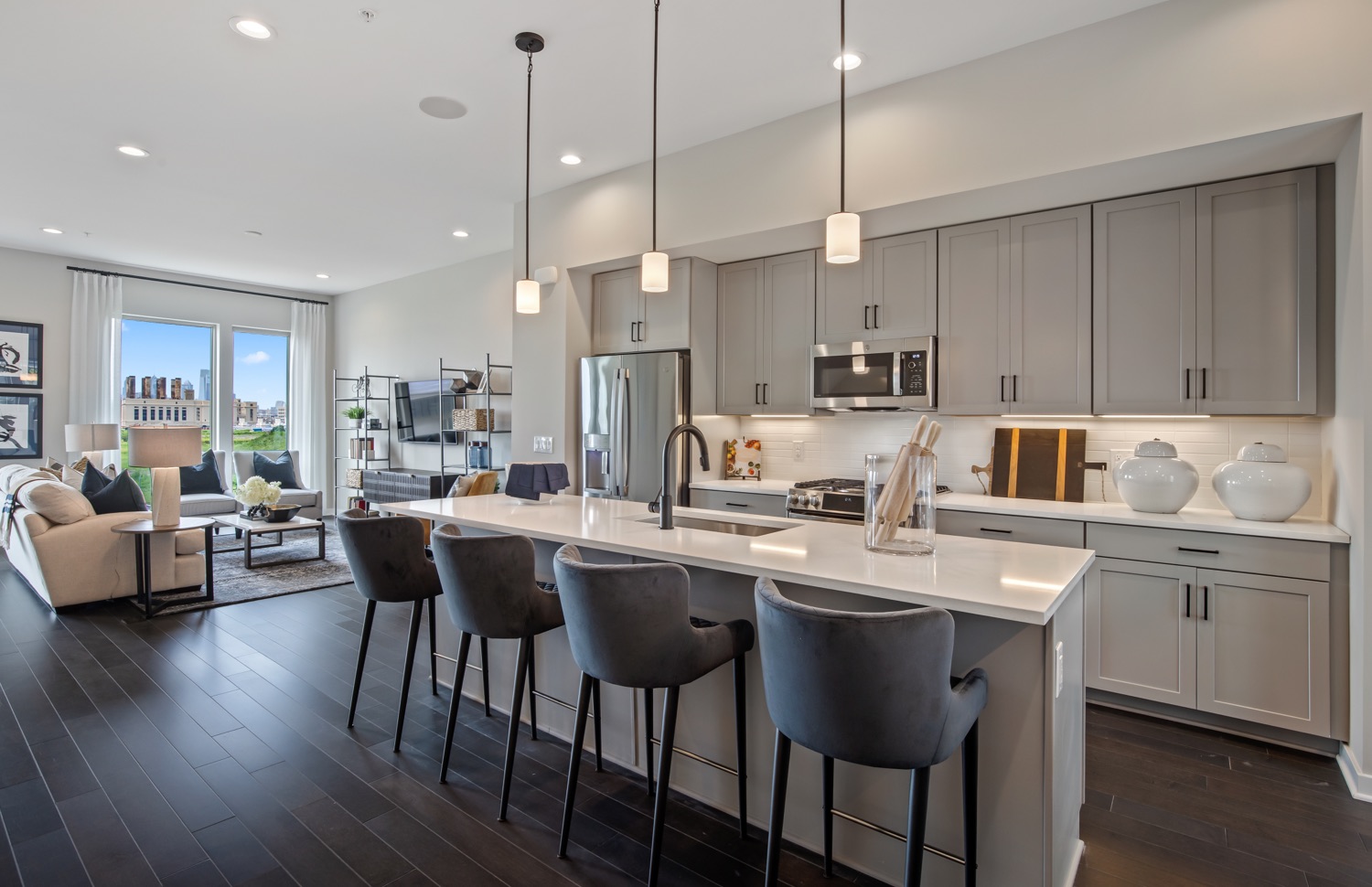 The Commodore 3 & 4 Bedroom Townhomes Northbank