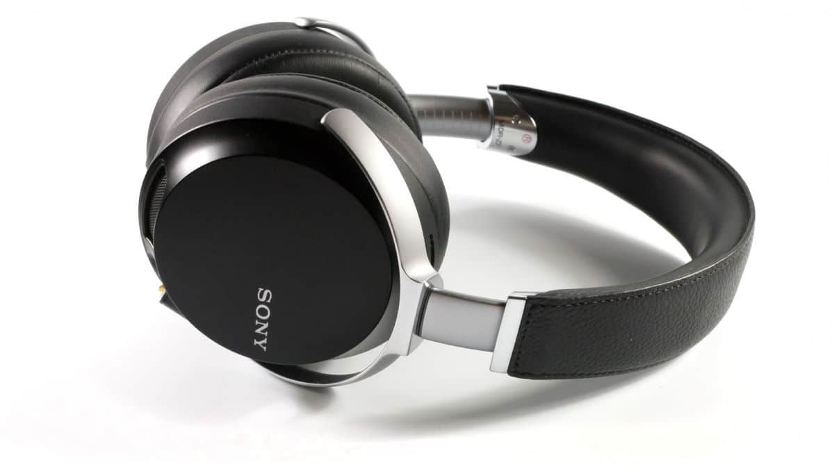 Review Sony MDR Z7 Headphone Malaysia