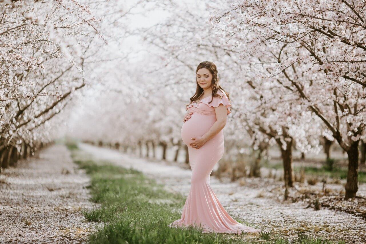 8 Most Beautiful Maternity Photoshoot Dresses Ideas Check Out Now