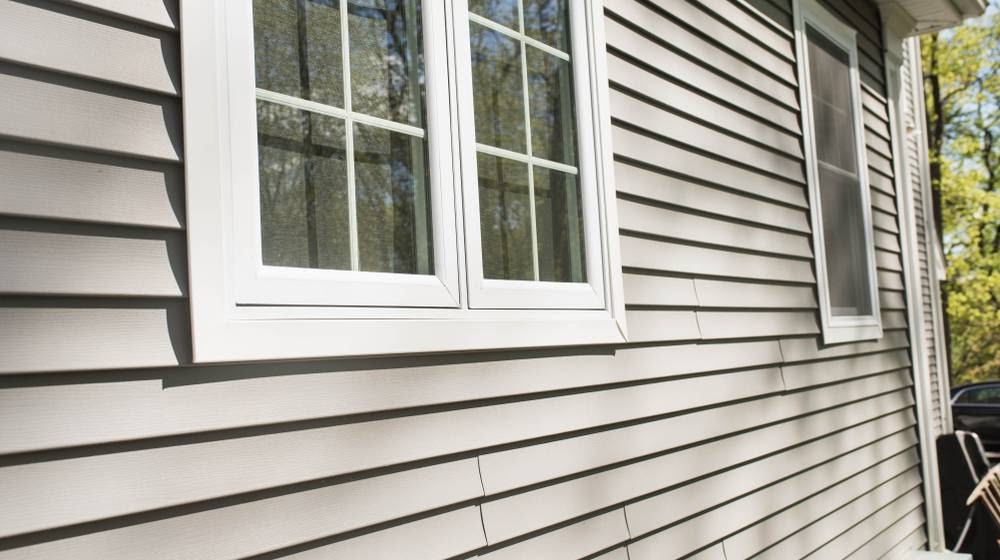 An Ultimate Guide To Vinyl Siding Repair Types, Cost & Benefits