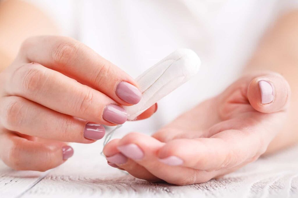 Safe To Sleep with a Tampon In? Risks and Alternatives Live Enhanced