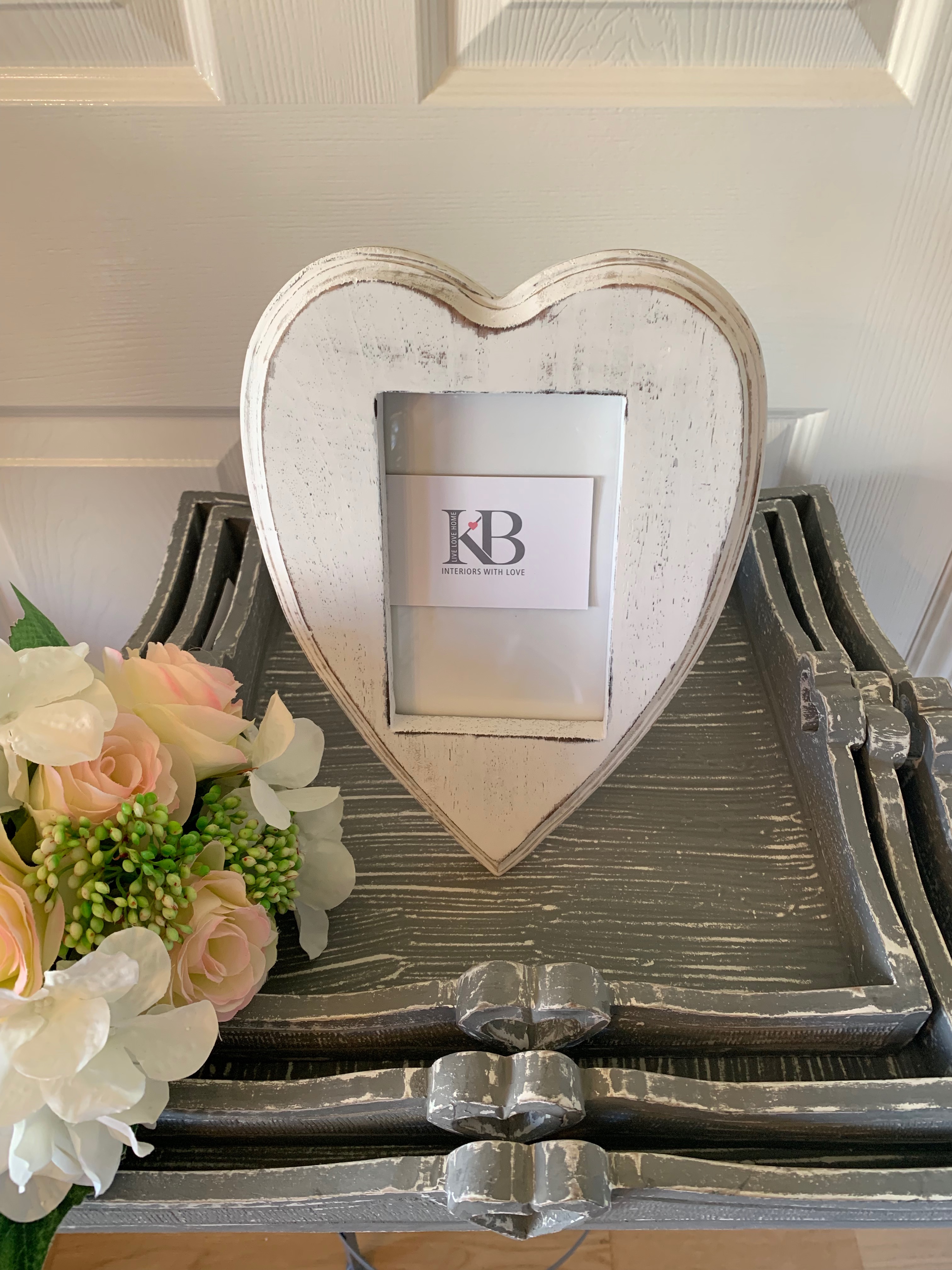 White Heart Picture Frame