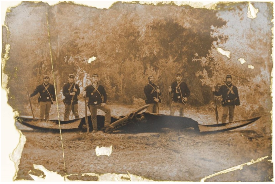 Civil War Pterosaur shot canoe like