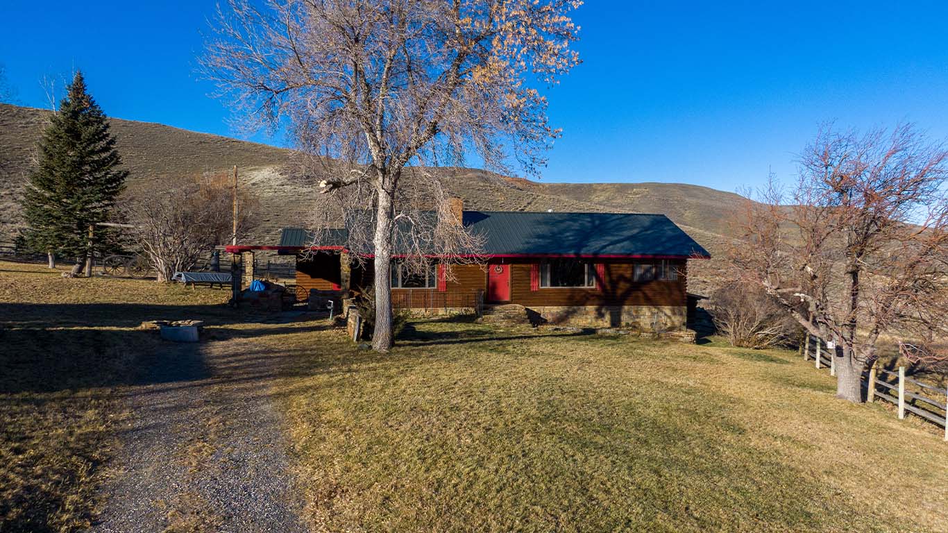 MM Ranches Live Water Properties Ranches for Sale in Wyoming