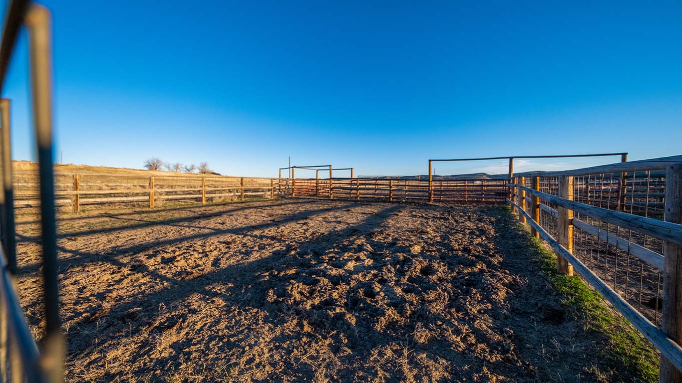 MM Ranches Live Water Properties Ranches for Sale in Wyoming