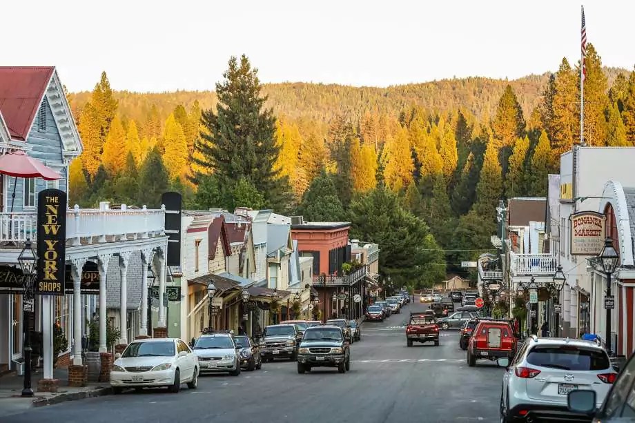 Sign Up for the Nevada City Scene Mastery Boot Camp! C. S. Lakin