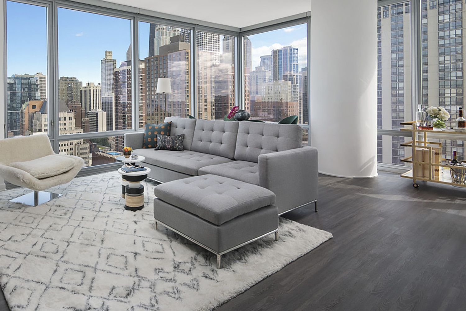 The Sinclair Apartment Rentals Old Town Epoch Chicago